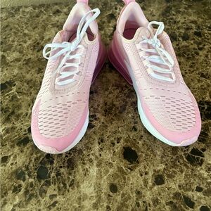Kids youth size 6 Nike 270 Pink Athletic Shoes